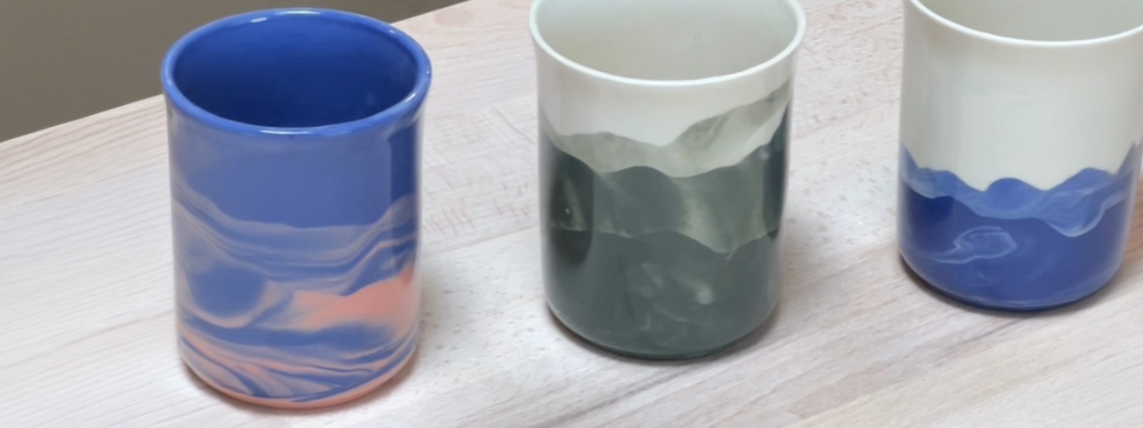 Keramik gießen: Deine marmorierten Cappuccinobecher